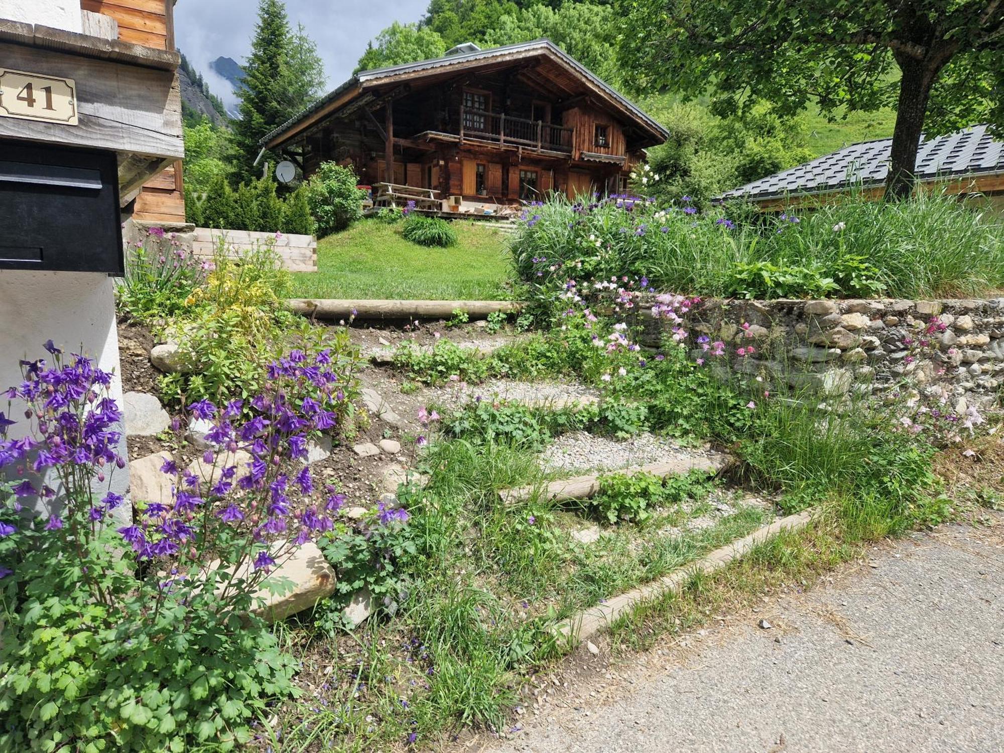 La Duchère Le Plan-la Giettaz Massif Des Aravis La Giettaz